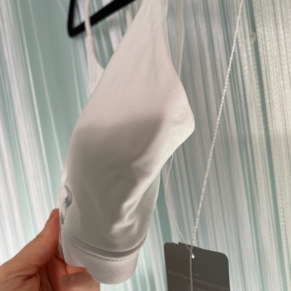 Forever 21 White Multi Strap Sports Bra NWT Size M - Picture 11 of 17